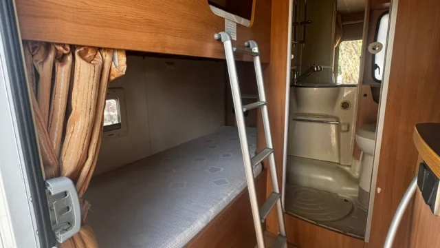 Autocaravana 7 Lugares Challenger 02