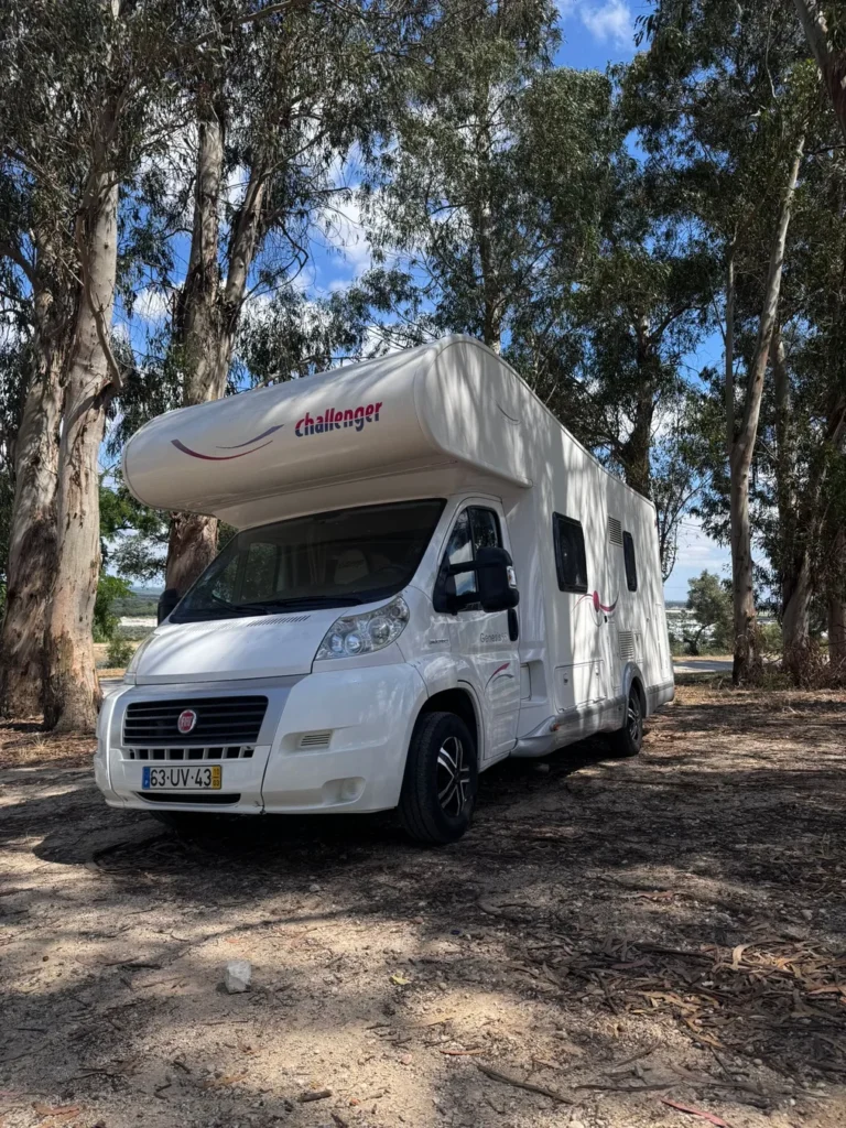 Autocaravana 7 Lugares Challenger 08
