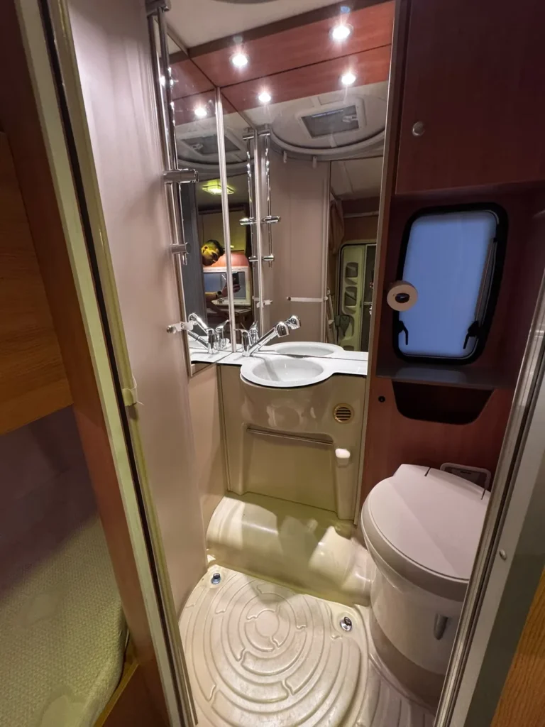 Autocaravana 7 Lugares Challenger 15