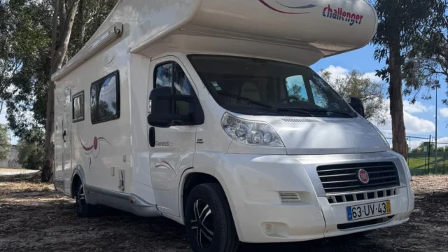 Aluguer Autocaravana 7 Lugares