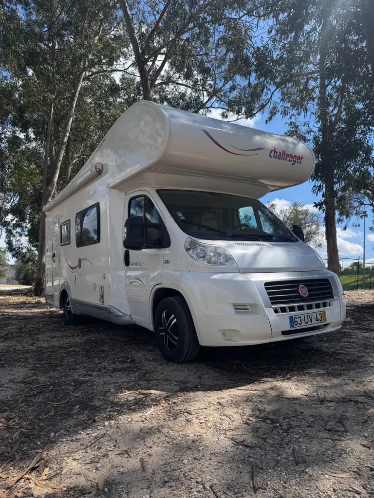 Aluguer Autocaravana 7 Lugares