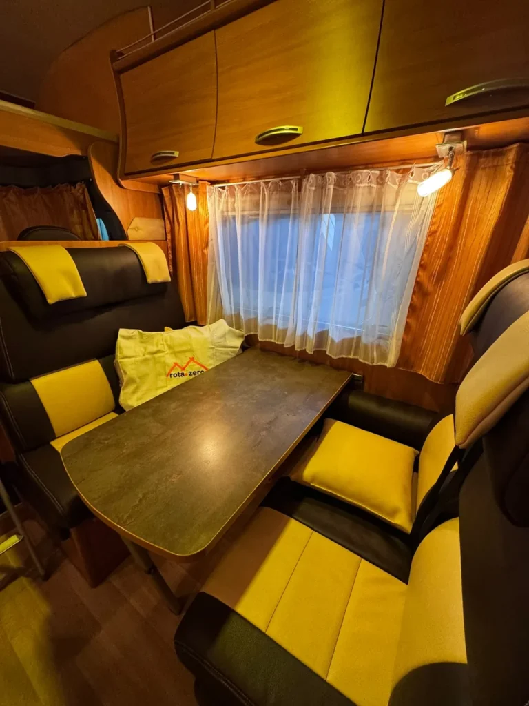 Autocaravana 7 Lugares Challenger 23