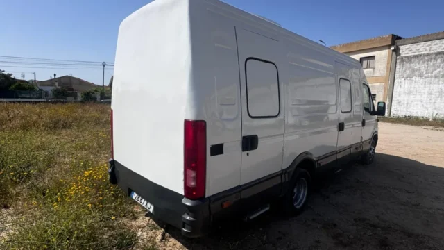 Aluguer Unidade Movel Saude Iveco – 06